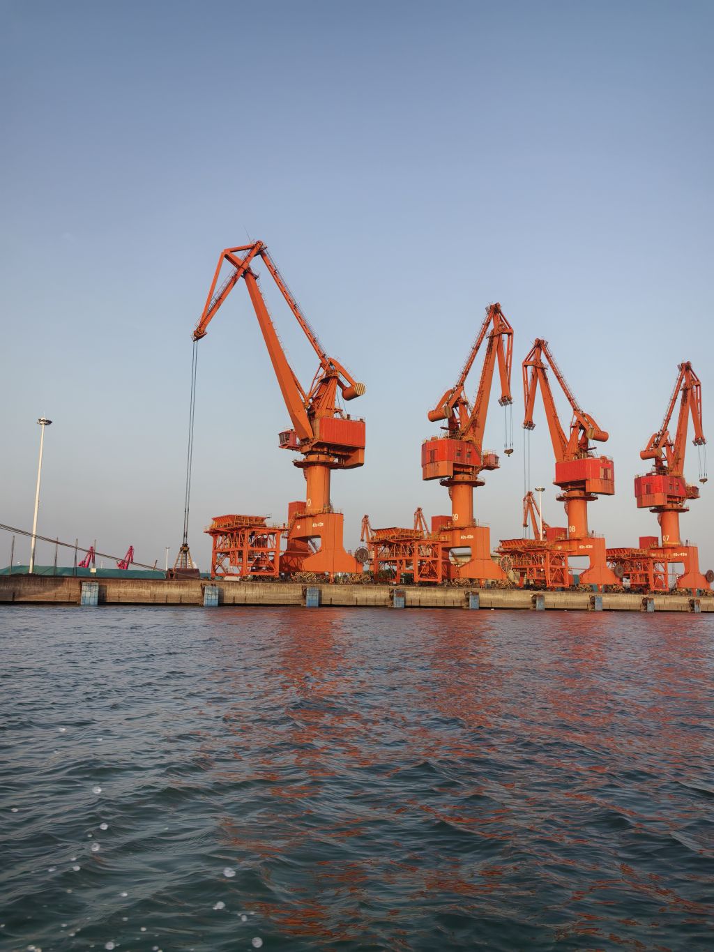 起，起，起……